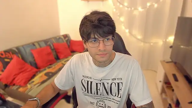 justin stark7 online show from February 11, 2026, 1:22 pm