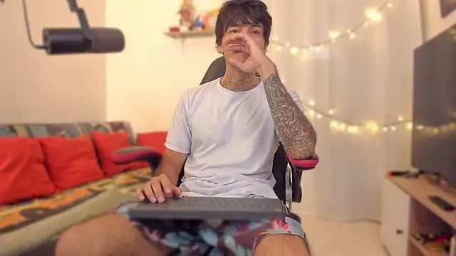 justin stark7 online show from February 14, 2026, 4:18 pm