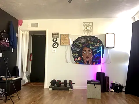 Snapshot of bigshh8 chatting on September 26, 2025, 6:37 pm bigshh8 online show from September 26, 2025, 6:37 pm