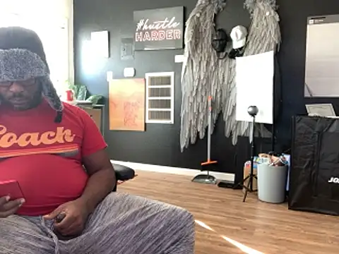 bigshh8 online show from February 27, 2026, 4:29 pm