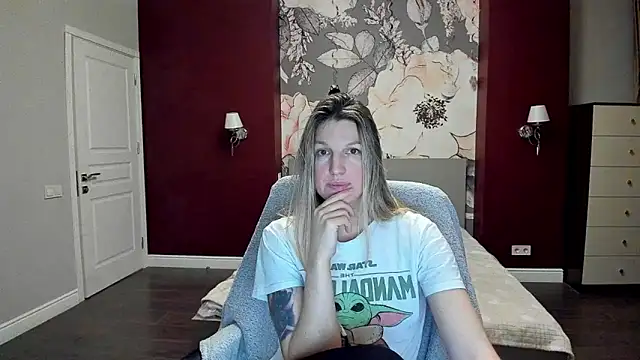 Snapshot of EmilyWalkeri chatting on February 11, 2026, 9:03 pm EmilyWalkeri online show from February 11, 2026, 9:03 pm