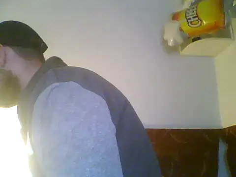 Snapshot of Rejtelmesest chatting on December 2, 2025, 11:23 am Rejtelmesest online show from December 2, 2025, 11:23 am