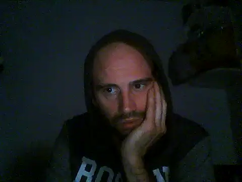 Snapshot of Rejtelmesest chatting on November 13, 2025, 6:34 pm Rejtelmesest online show from November 13, 2025, 6:34 pm