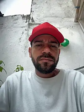 rich0431 online show from November 9, 2025, 7:40 pm