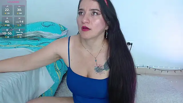 Emelyross  online show from July 13, 2026, 8:08 pm