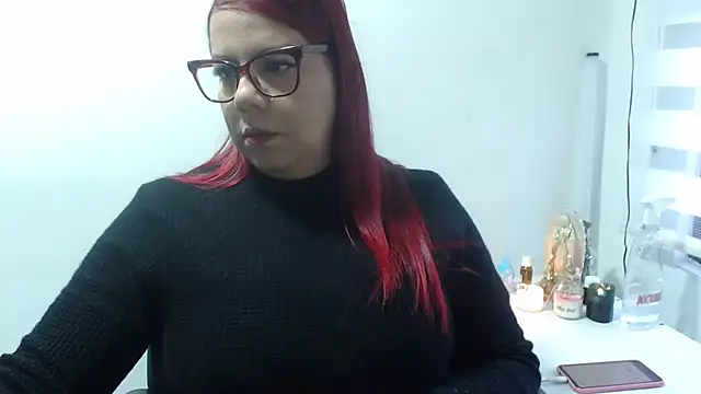 Snapshot of Rebecagiraut chatting on November 20, 2025, 11:33 am Rebecagiraut online show from November 20, 2025, 11:33 am