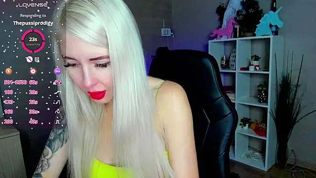 Snapshot of Mermaid_N chatting on December 23, 2025, 1:27 am Mermaid N online show from December 23, 2025, 1:27 am