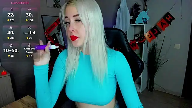 Snapshot of Mermaid_N chatting on November 4, 2025, 1:31 am Mermaid N online show from November 4, 2025, 1:31 am