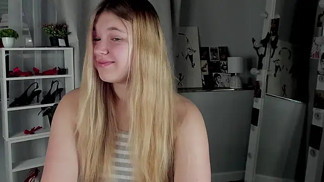 Snapshot of Rebecca_Kelly chatting on November 5, 2025, 2:47 am Rebecca Kelly online show from November 5, 2025, 2:47 am