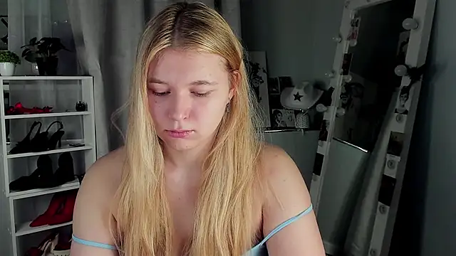 Snapshot of Rebecca_Kelly chatting on November 25, 2025, 4:13 am Rebecca Kelly online show from November 25, 2025, 4:13 am