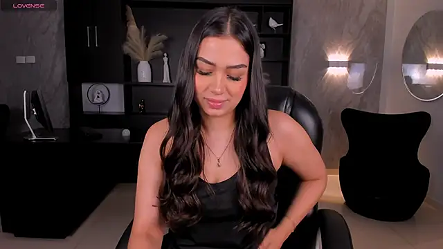 CelestePalmer  online show from April 2, 2026, 10:00 am