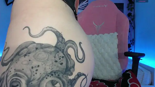 Snapshot of Scarlettsrorm chatting on March 9, 2025, 5:11 am Scarlettsrorm online show from March 9, 2025, 5:11 am