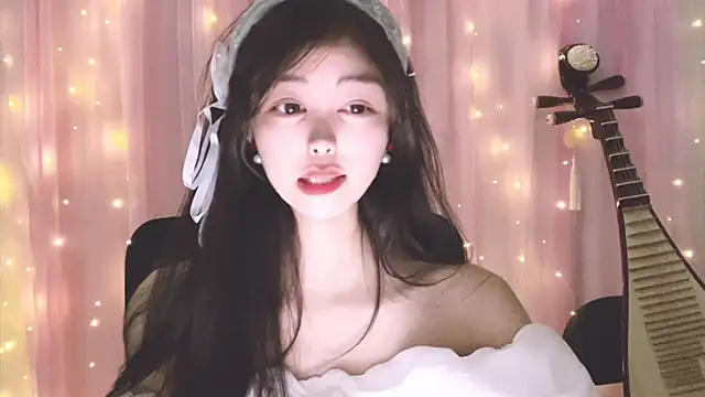 ---MIA--- online show from November 22, 2025, 2:27 pm