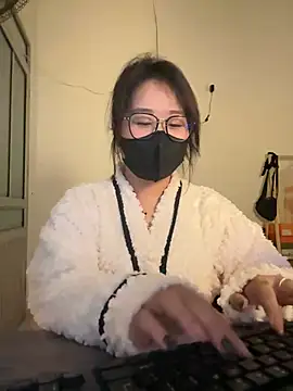 Snapshot of Jenni_nana chatting on December 14, 2024, 9:07 am Jenni nana online show from December 14, 2024, 9:07 am