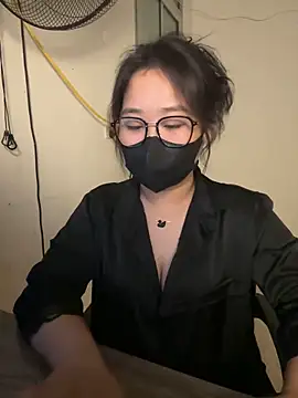 Snapshot of Jenni_nana chatting on December 12, 2024, 10:45 am Jenni nana online show from December 12, 2024, 10:45 am