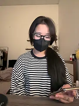 Snapshot of Jenni_nana chatting on September 15, 2025, 4:18 pm Jenni nana online show from September 15, 2025, 4:18 pm