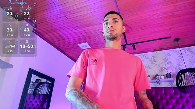 Snapshot of DrakeNeumann chatting on December 1, 2025, 3:29 am DrakeNeumann online show from December 1, 2025, 3:29 am