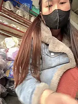 Snapshot of Tina_995 chatting on January 16, 2025, 8:22 am Tina 995 online show from January 16, 2025, 8:22 am