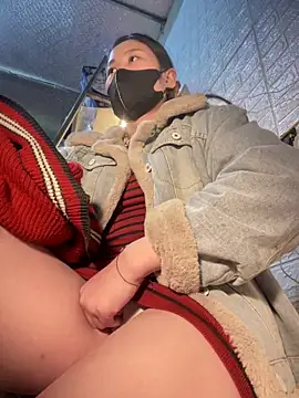 Snapshot of Tina_995 chatting on January 19, 2025, 1:55 pm Tina 995 online show from January 19, 2025, 1:55 pm