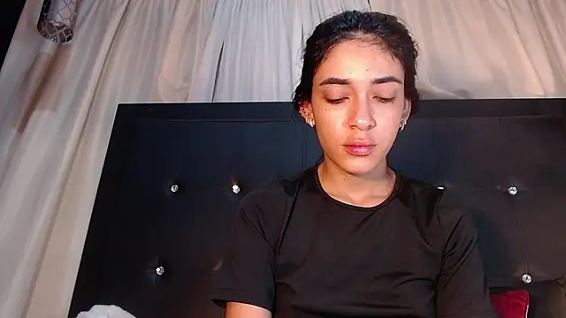 srta luciana online show from May 12, 2026, 11:49 am
