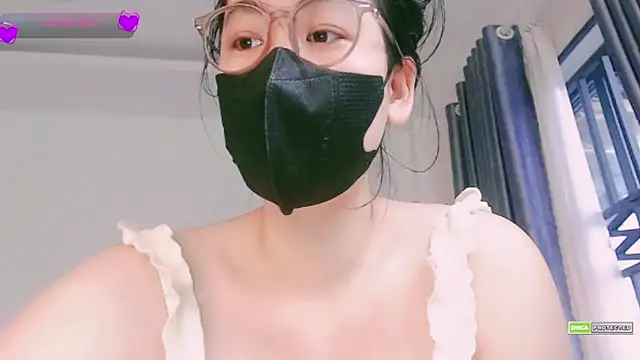 Snapshot of Na_baby chatting on December 14, 2025, 8:42 am Na baby online show from December 14, 2025, 8:42 am