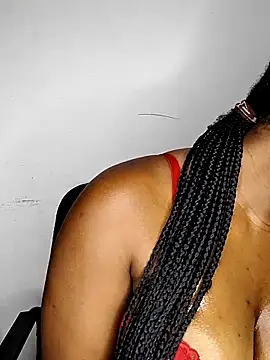 Snapshot of Sexymamibo chatting on May 30, 2026, 10:26 pm Sexymamibo online show from May 30, 2026, 10:26 pm