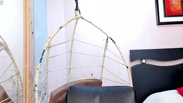 Miranda doll  online show from March 30, 2026, 12:06 pm