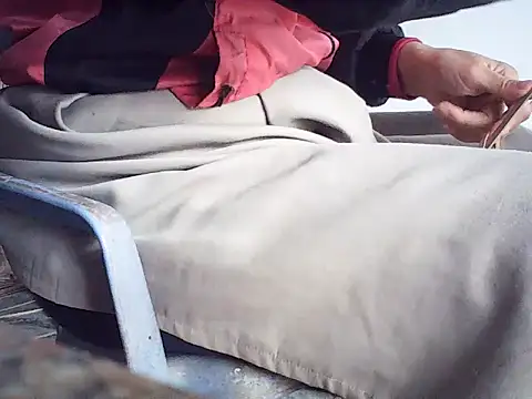 nolame18xxx online show from February 6, 2026, 3:13 am