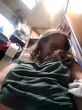 ILUV2TUCHMYKITTY online show from November 14, 2025, 2:43 pm