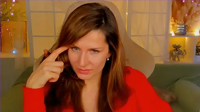 Snapshot of April_o_Nill chatting on December 19, 2024, 6:34 pm April o Nill online show from December 19, 2024, 6:34 pm