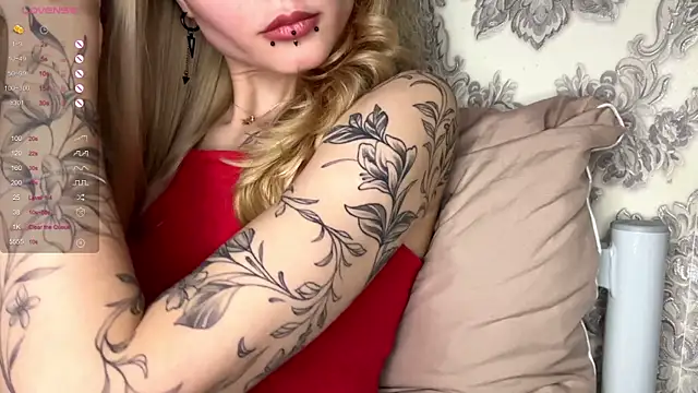 MarthaGees online show from November 9, 2025, 4:00 pm