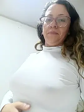 Snapshot of miss_hanna07 chatting on January 10, 2026, 9:37 am miss hanna07 online show from January 10, 2026, 9:37 am