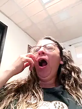 Snapshot of miss_hanna07 chatting on December 16, 2025, 4:11 pm miss hanna07 online show from December 16, 2025, 4:11 pm