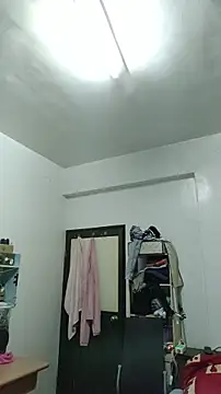 Snapshot of YuHsuant chatting on November 14, 2025, 10:08 am YuHsuant online show from November 14, 2025, 10:08 am