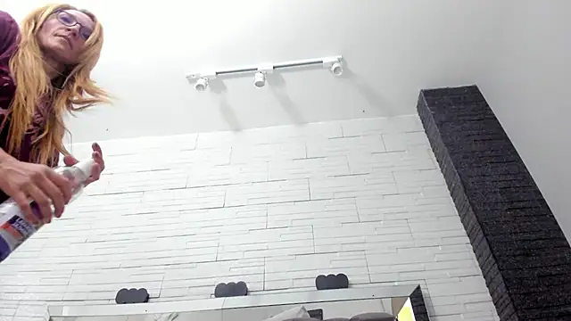 Snapshot of maddy_cartter chatting on March 20, 2025, 10:10 am maddy cartter online show from March 20, 2025, 10:10 am