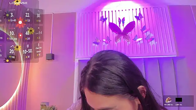 Snapshot of diosa_cristal chatting on October 29, 2025, 3:27 am diosa cristal online show from October 29, 2025, 3:27 am