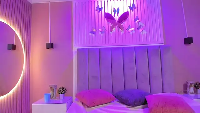 Snapshot of diosa_cristal chatting on November 9, 2025, 3:54 am diosa cristal online show from November 9, 2025, 3:54 am