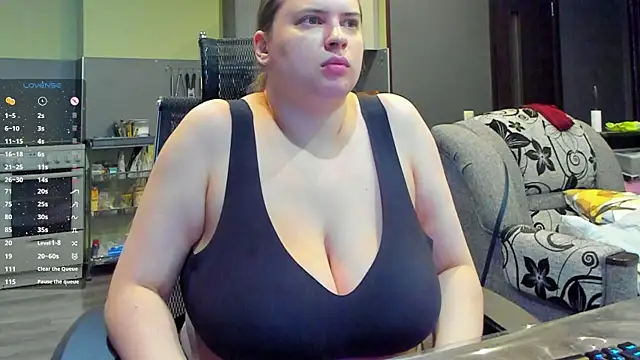 1lindsey1 online show from November 26, 2025, 1:49 am