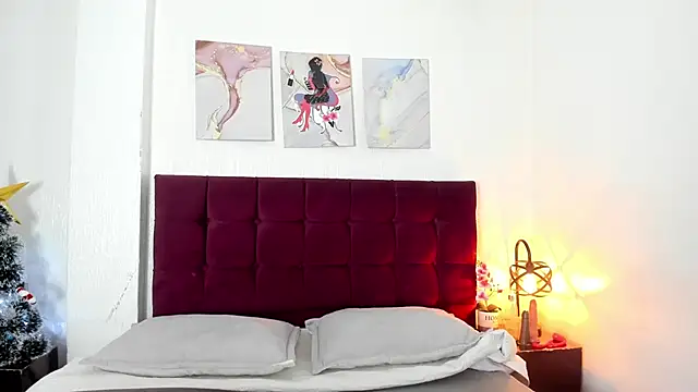 Anthonelaa   online show from December 20, 2025, 7:50 pm