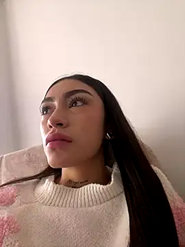 Effy Bonny online show from October 18, 2025, 8:44 pm