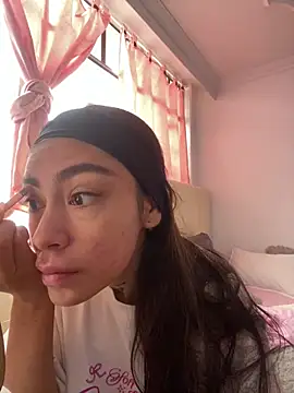 Effy Bonny online show from October 9, 2025, 4:40 pm