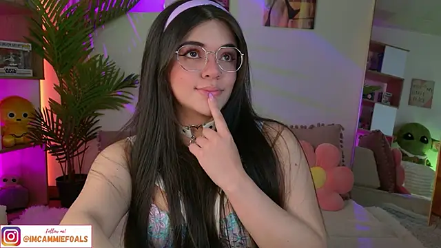 Snapshot of cammiefoalss chatting on September 9, 2025, 2:59 pm cammiefoalss online show from September 9, 2025, 2:59 pm