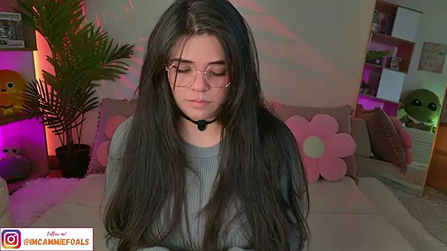 Snapshot of cammiefoalss chatting on September 11, 2025, 7:03 pm cammiefoalss online show from September 11, 2025, 7:03 pm