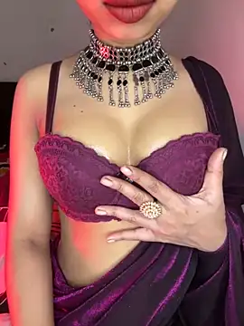 Hot-sexy222 online show from November 20, 2025, 1:28 am