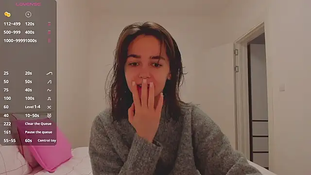 Snapshot of JudyAngil chatting on November 6, 2025, 6:28 am JudyAngil online show from November 6, 2025, 6:28 am