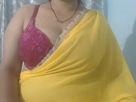 Snapshot of cute-priy chatting on April 3, 2026, 7:59 am cute-priy online show from April 3, 2026, 7:59 am