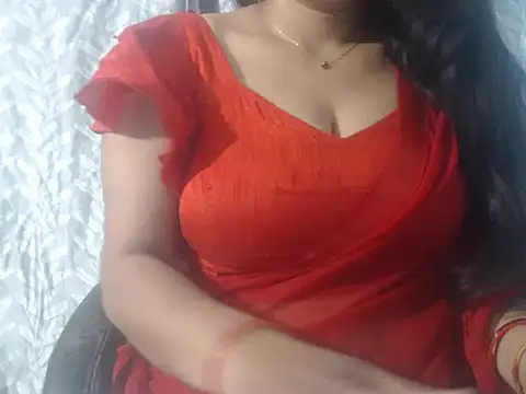 Snapshot of cute-priy chatting on December 17, 2025, 5:23 am cute-priy online show from December 17, 2025, 5:23 am