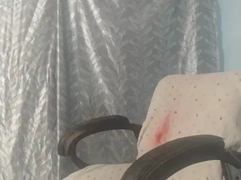 Snapshot of cute-priy chatting on April 16, 2026, 5:52 am cute-priy online show from April 16, 2026, 5:52 am