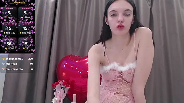Snapshot of Lia__meow chatting on February 12, 2025, 9:33 pm Lia  meow online show from February 12, 2025, 9:33 pm