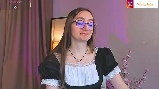 Snapshot of ShiroHeby chatting on September 15, 2025, 10:21 pm ShiroHeby online show from September 15, 2025, 10:21 pm